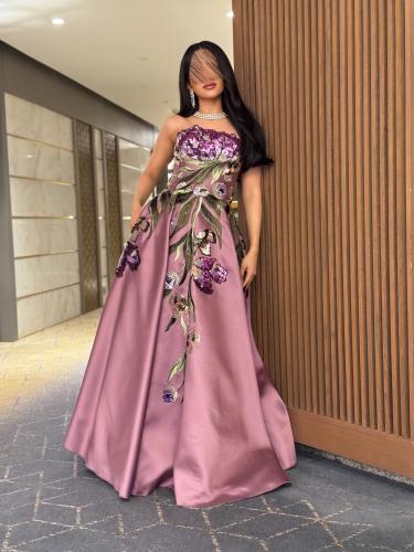 فستان سهرة توب للمناسبات بلون زاهي