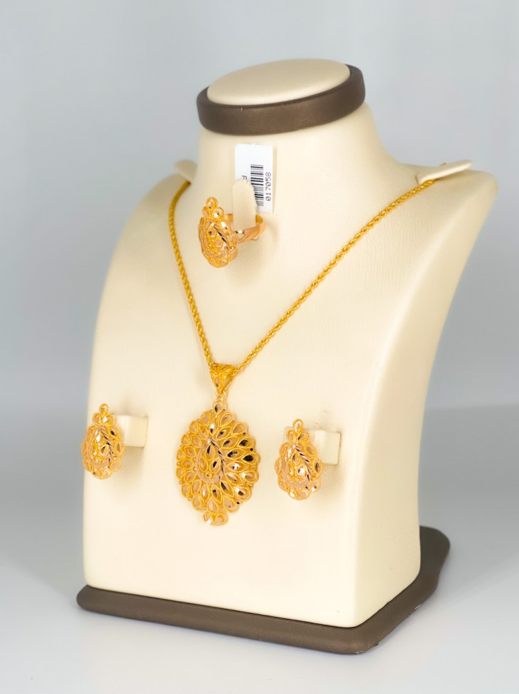 21 karat gold necklace shop set