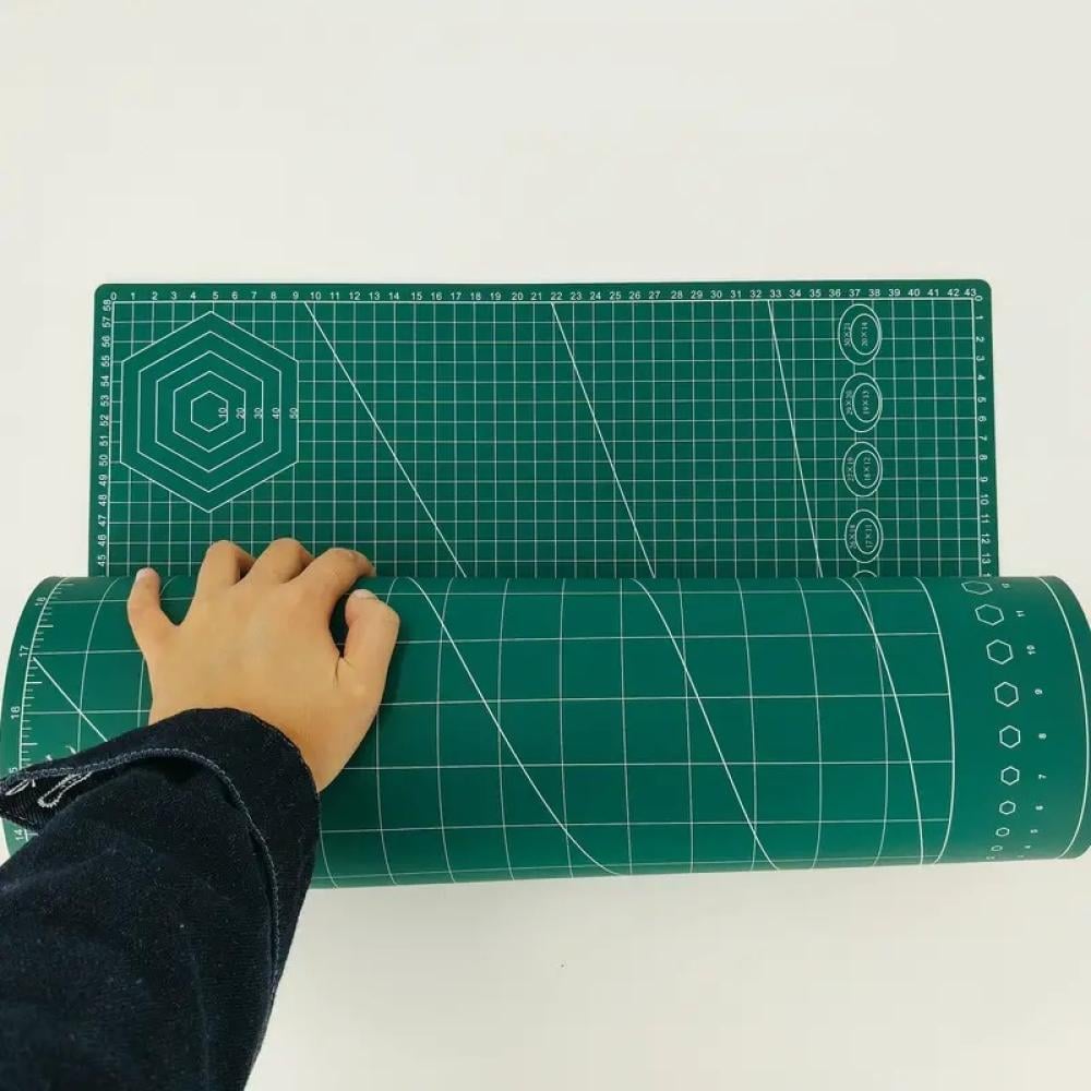 لوح تقطيع فينيل مقاس A2 اخضر