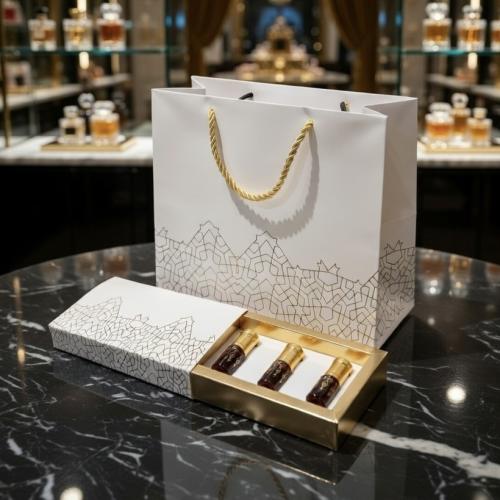 ٣ ادهان عود