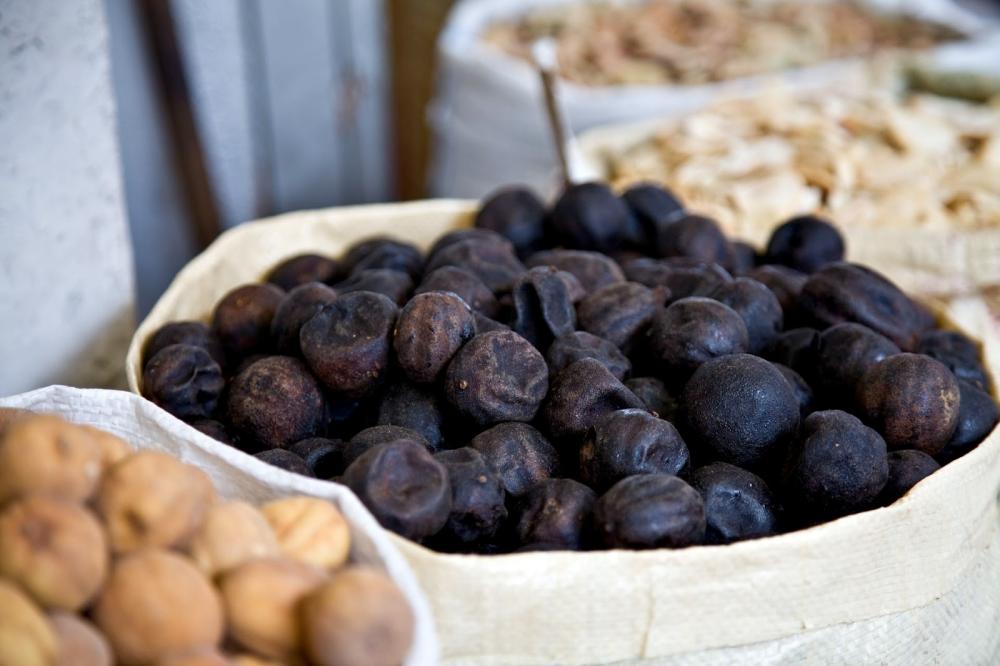 الليمون الأسود