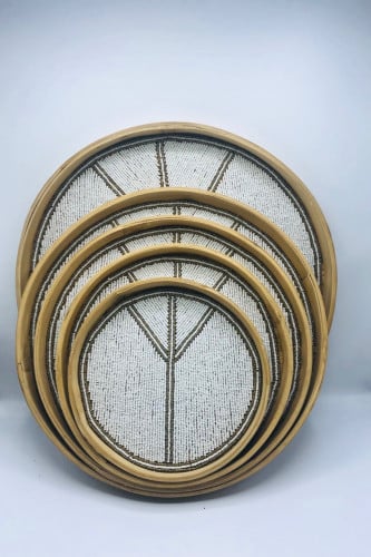 طقم مكون من 5 ألواح من الخوص الطبيعي مزين بالخرز (45سم،40سم،35سم،30سم،25سم)