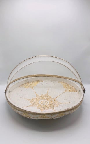 3 سلات لحفظ الطعام باللون الأبيض مرسوم عليها باللون الذهبي ( 35سم ، 30سم , 25سم )