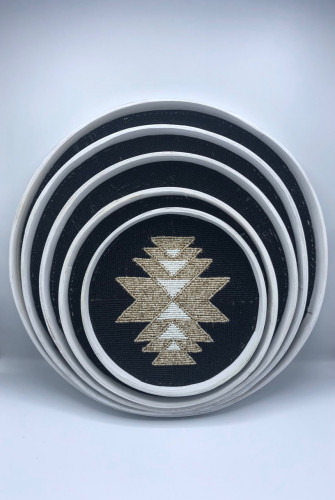 طقم مكون من 5 ألواح من الخوص الطبيعي مزين بالخرز (45سم،40سم،35سم،30سم،25سم)