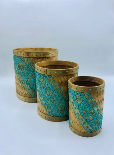 3 علب اسطوانية الشكل (18 سم، 15 سم، 11سم)