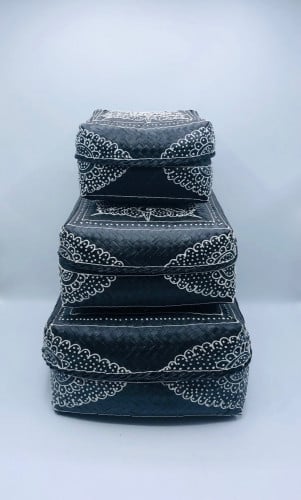 طقم مكون من 3 صناديق مزخرف عليها بالرسم اليدوي (25سم ، 20سم ، 15سم)