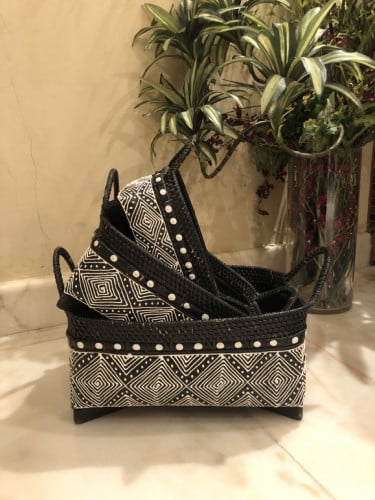 3سلات من الخوص عريضة مزينة بالرسم اليدوي (32سم، 28سم، 23سم)