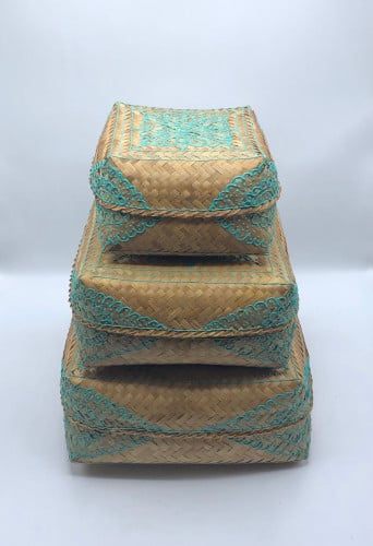 طقم مكون من 3 صناديق مزخرف عليها بالرسم اليدوي (25سم ، 20سم ، 15سم)