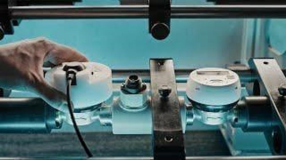 عداد ماء ايطالي مع شفة 6 بوصه