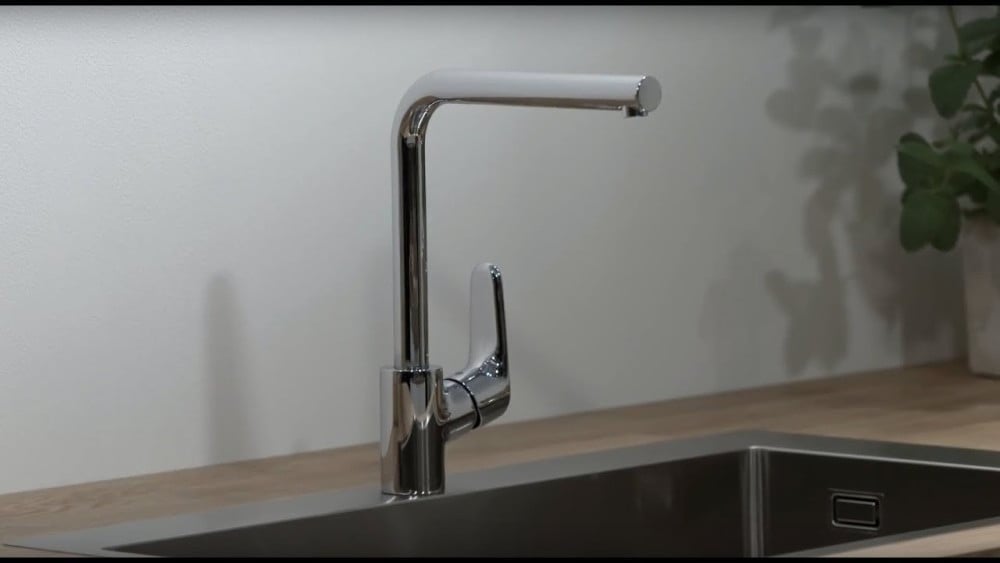 خلاط مطبخ كروم فوكس 280 من Hansgrohe – جودة ألمانية ولمسة فخامة