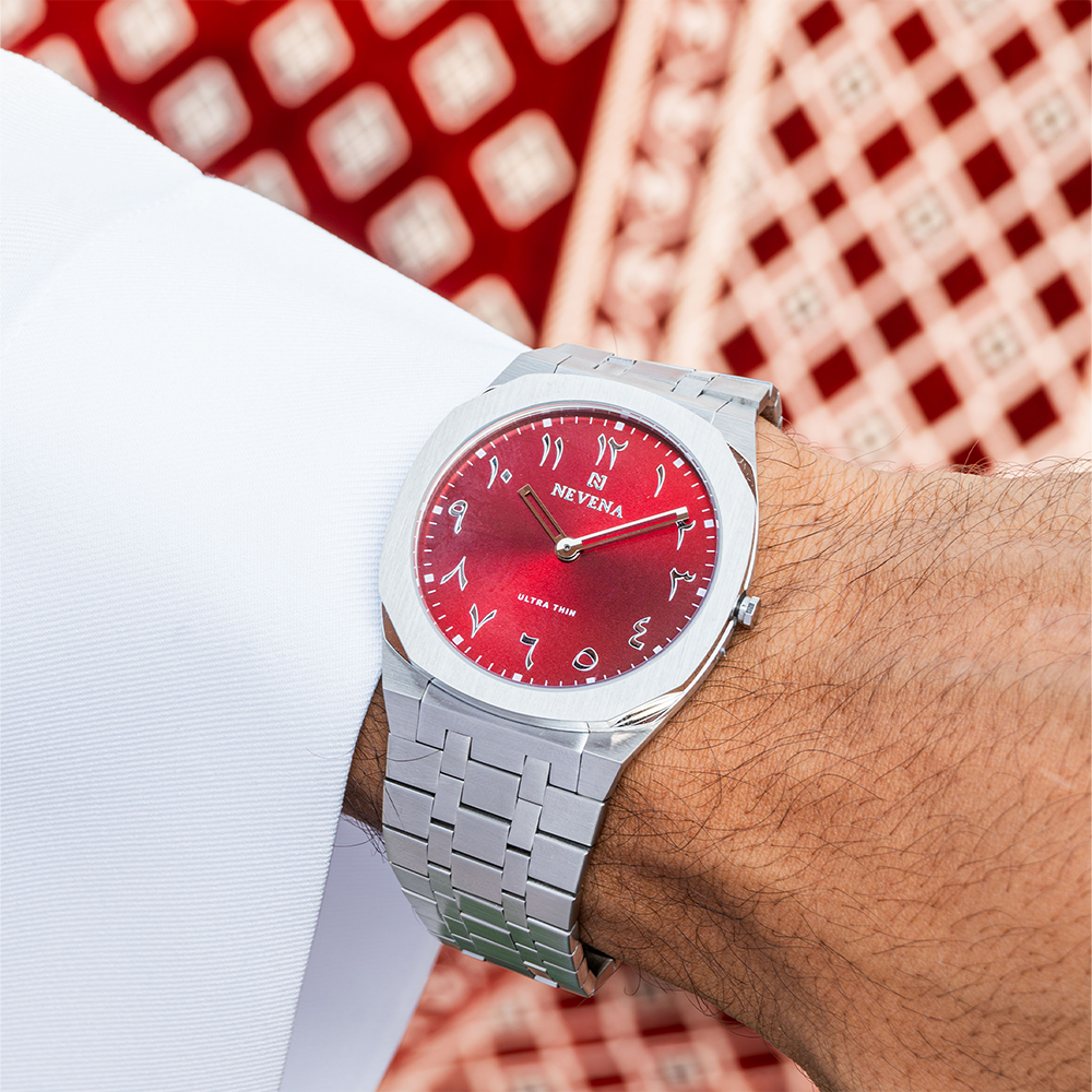 ساعة الحلم الرجالية ستيل باللون الفضي