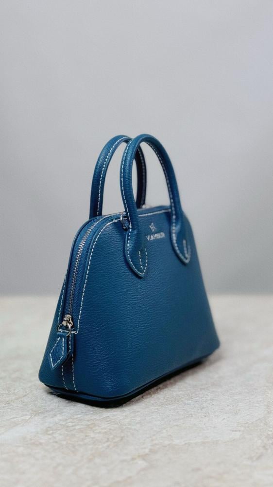 شنطة جلدية أنيقة