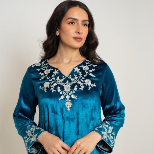 ثوب سماء الشتاء