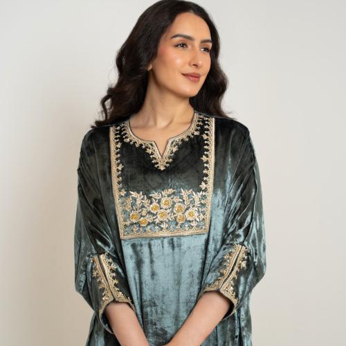 ثوب ظلال الزيتون