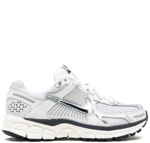 Nike Vomero 5 "Photon Dust