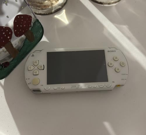 PSP 1000