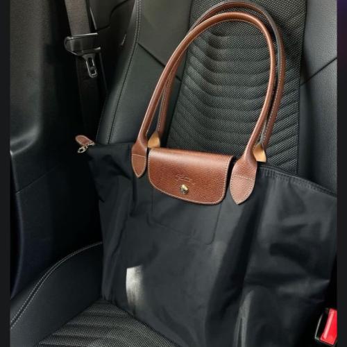 Longchamp black medium