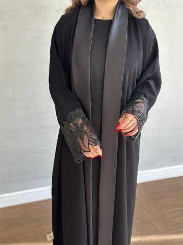 عبايه العنود