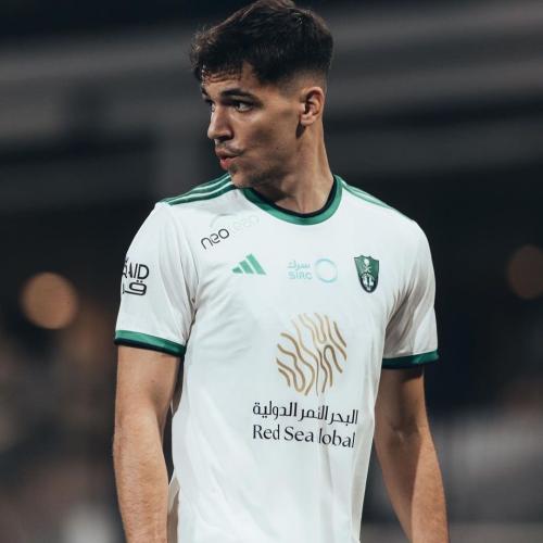 طقم الاهلي الاساسي