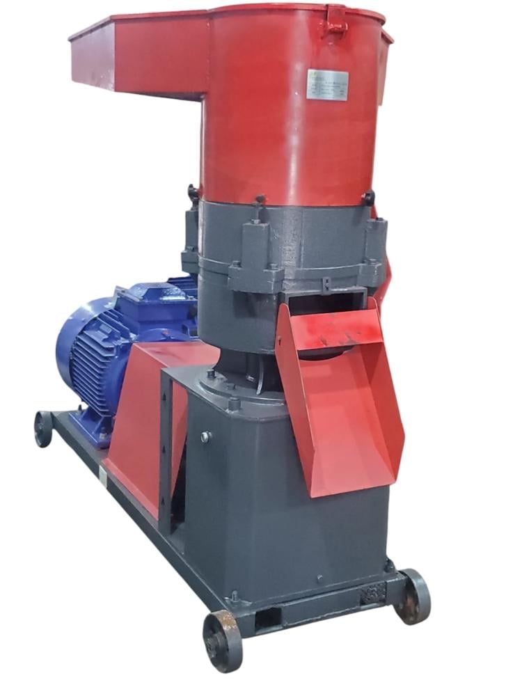 مكبس أعلاف فيتنامي S-400 | إنتاج 2.5 طن/ساعة | محرك 50 حصان وكهرباء 380V