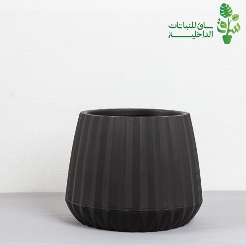 مركن كبير بخطوط طولية