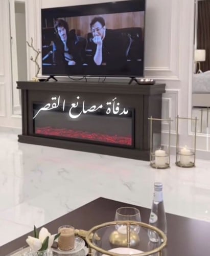 مكتبة خشبيه تصميم بلون فاخر