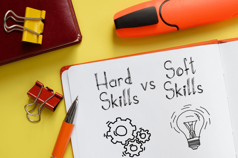 خطوات كتابة مهارات Soft skills و Hard skills في السيرة الذاتية