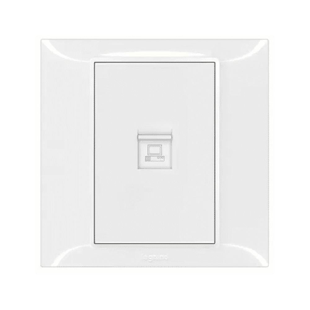 Single internet plug RG45-CAT6 from Legrand (Blanco S)