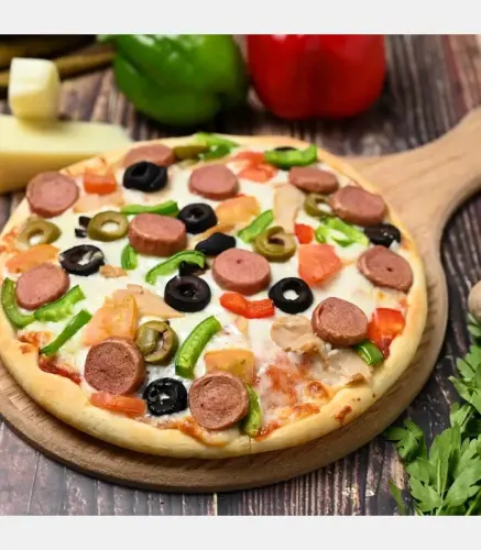 بيتزا نقانق صغير