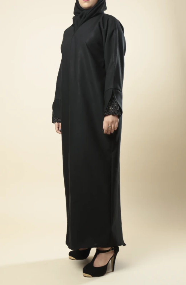 عباية سوداء سادة بكم أنيق