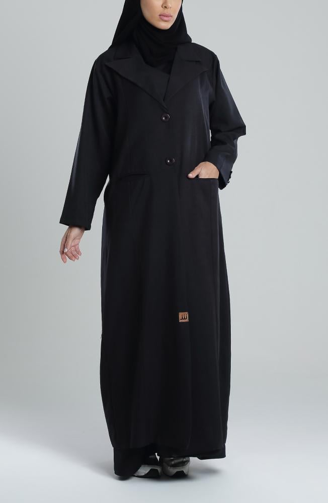 عباية بليزر كلاسيكية بقصة رسمية وأزرار أمامية