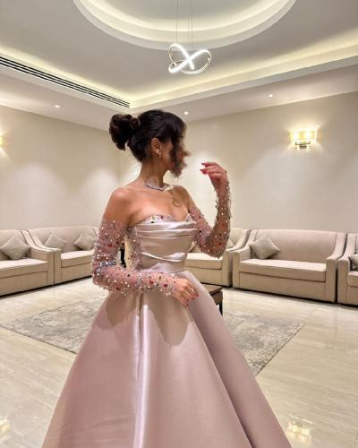 فستان سهرة اكمام