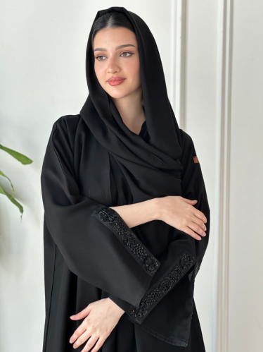 شيك ورد أسفل الكم مفتوح