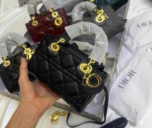 DIOR