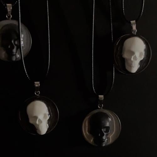 Skull necklace