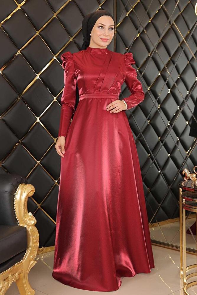فستان سهرة بثنيات