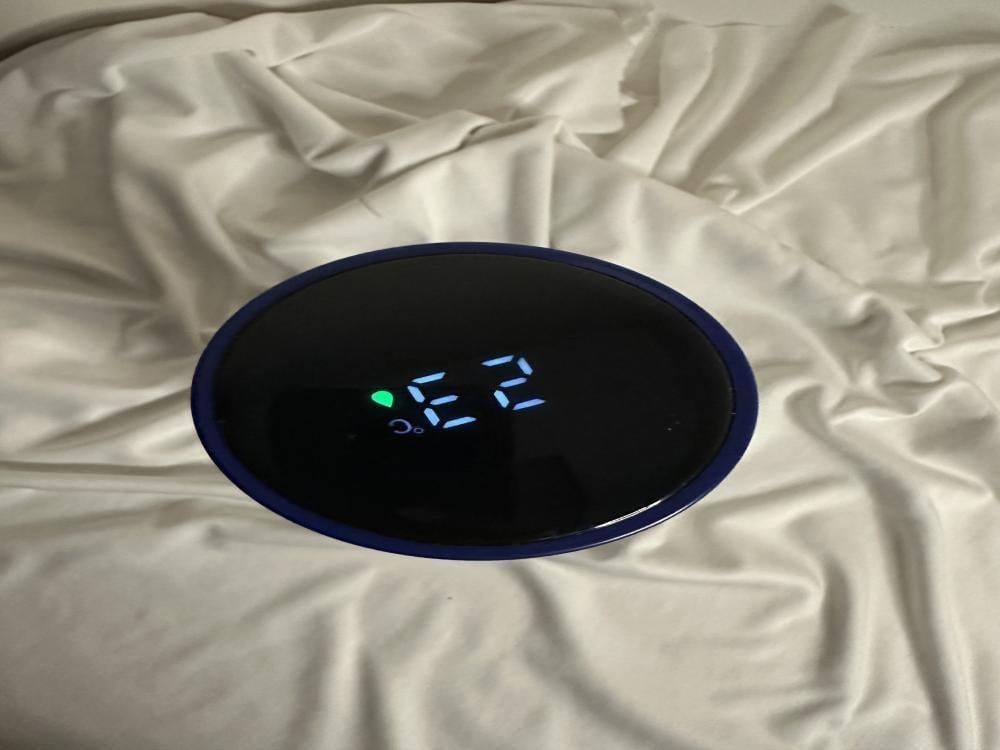 مق بشعار النصر ابيض