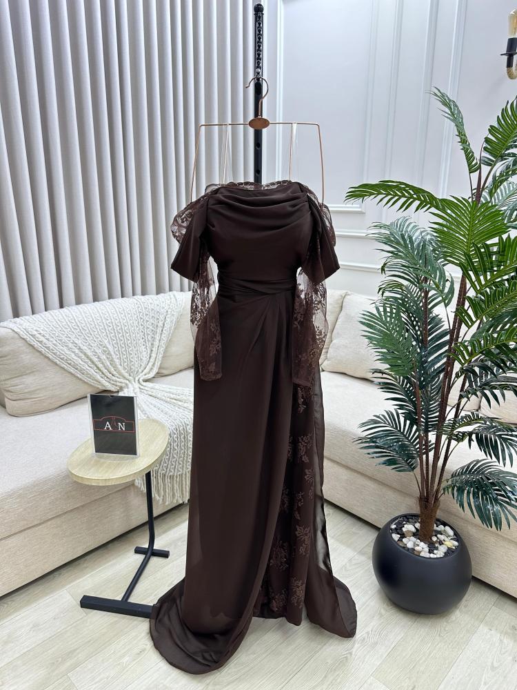 فستان سهرة اوف شولدر بني