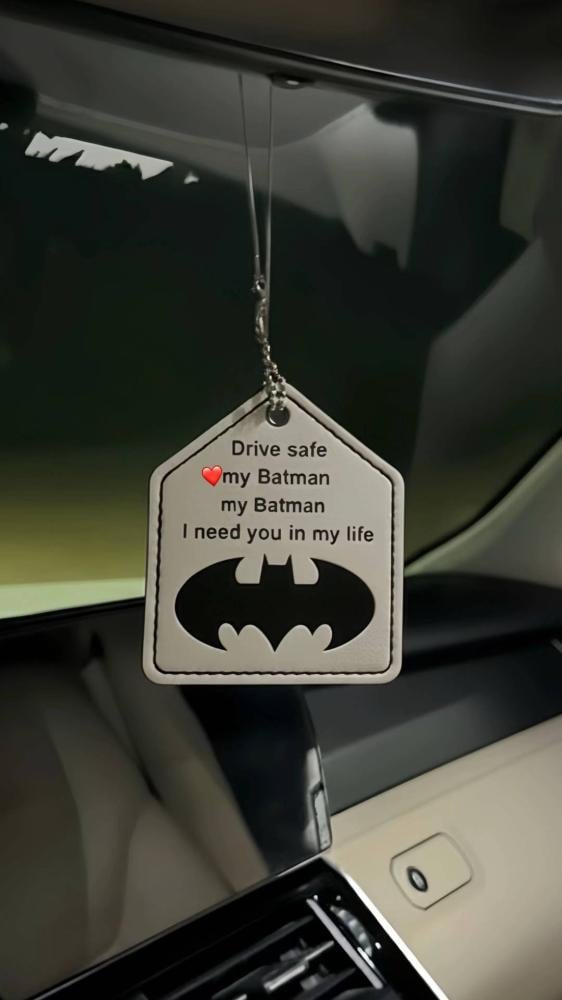 تعليقة باتمان تنفيذ حسب الطلب