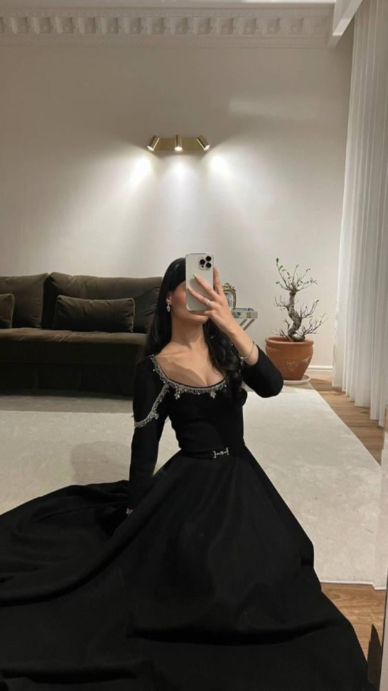 فستان سهرة اسود فخم