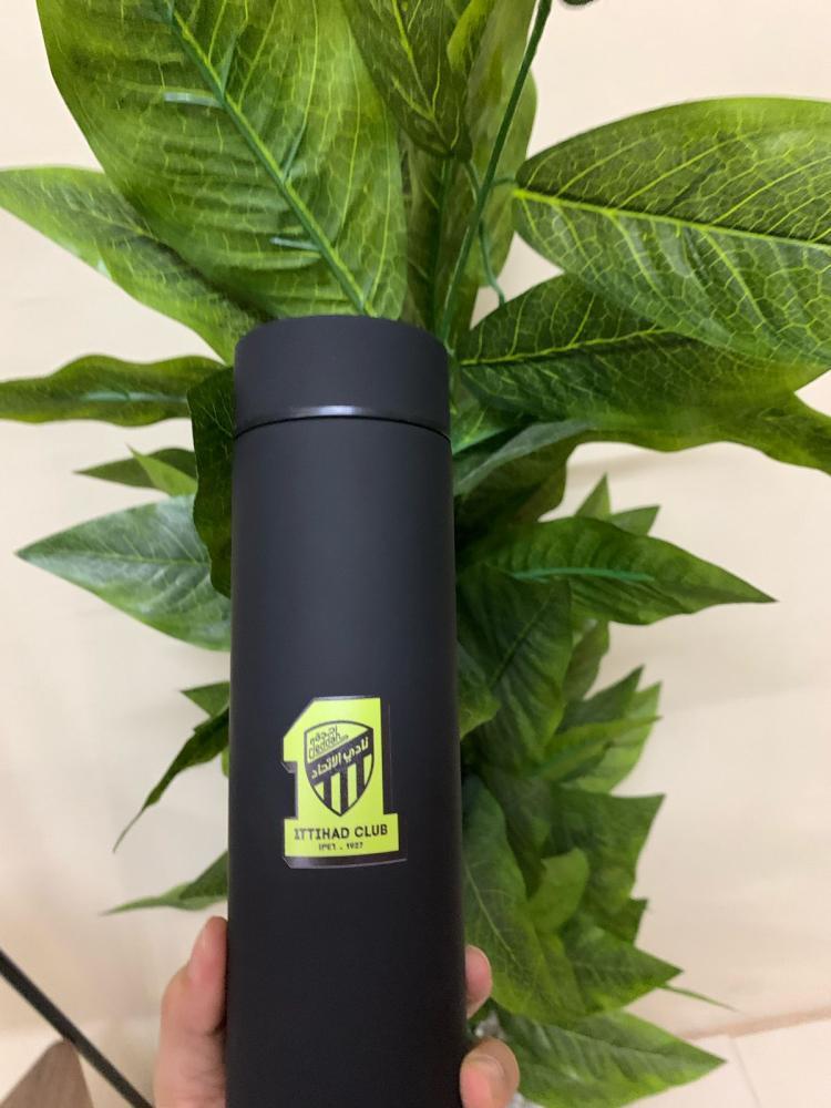 مق بشعار الاتحاد اسود