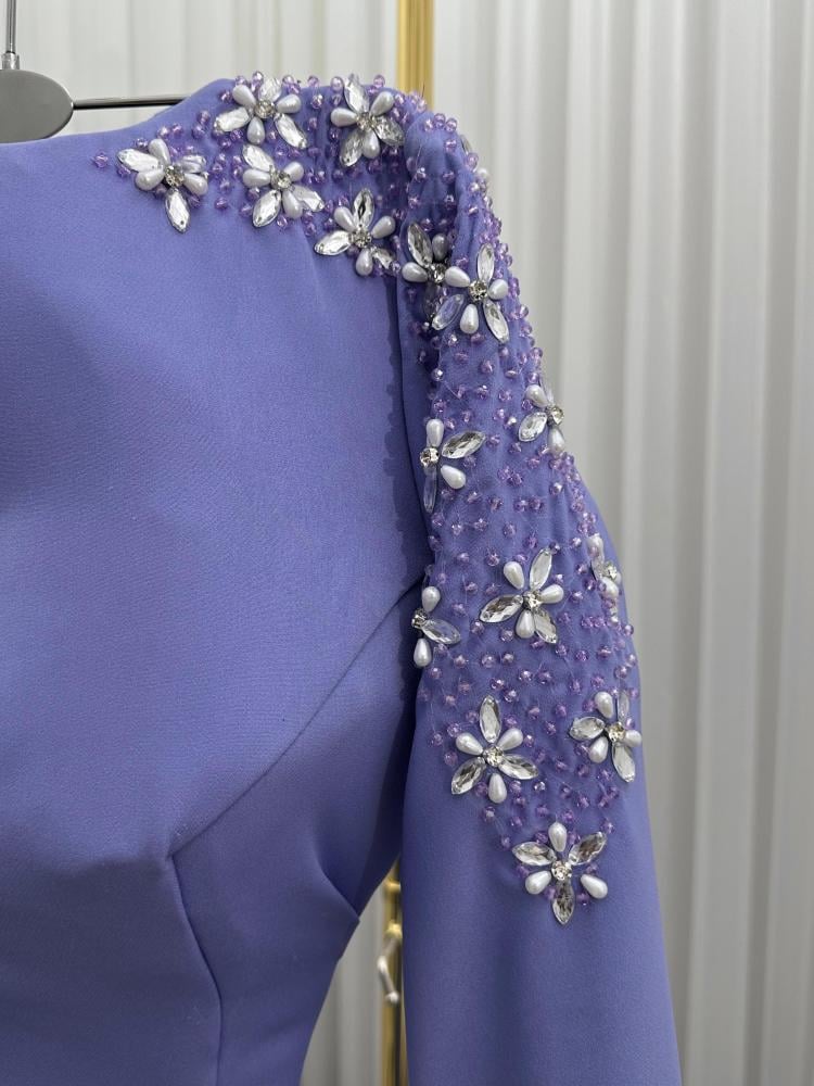 فستان سهرة يبرز جمالك