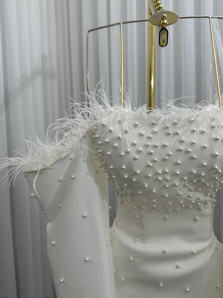 فستان سهرة فخم ب لؤلؤ