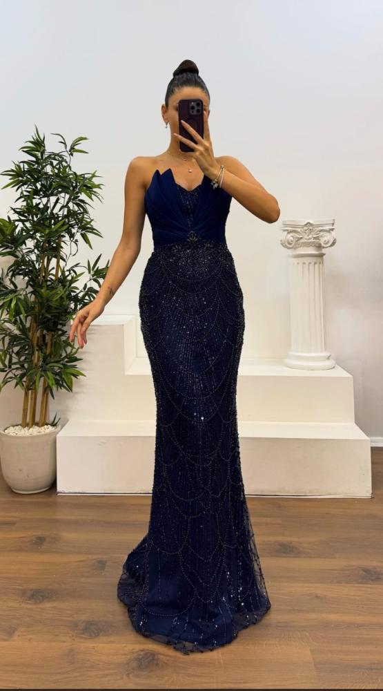 فستان سهرة رهيب