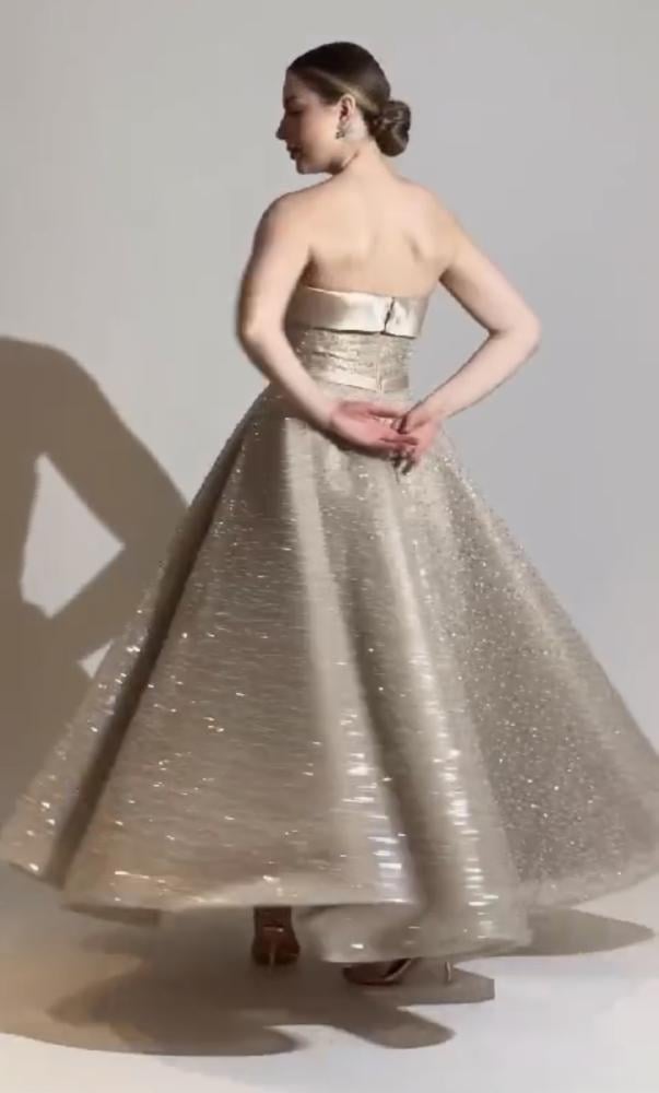 فستان سهرة بيج بخرز وترتر بالكامل