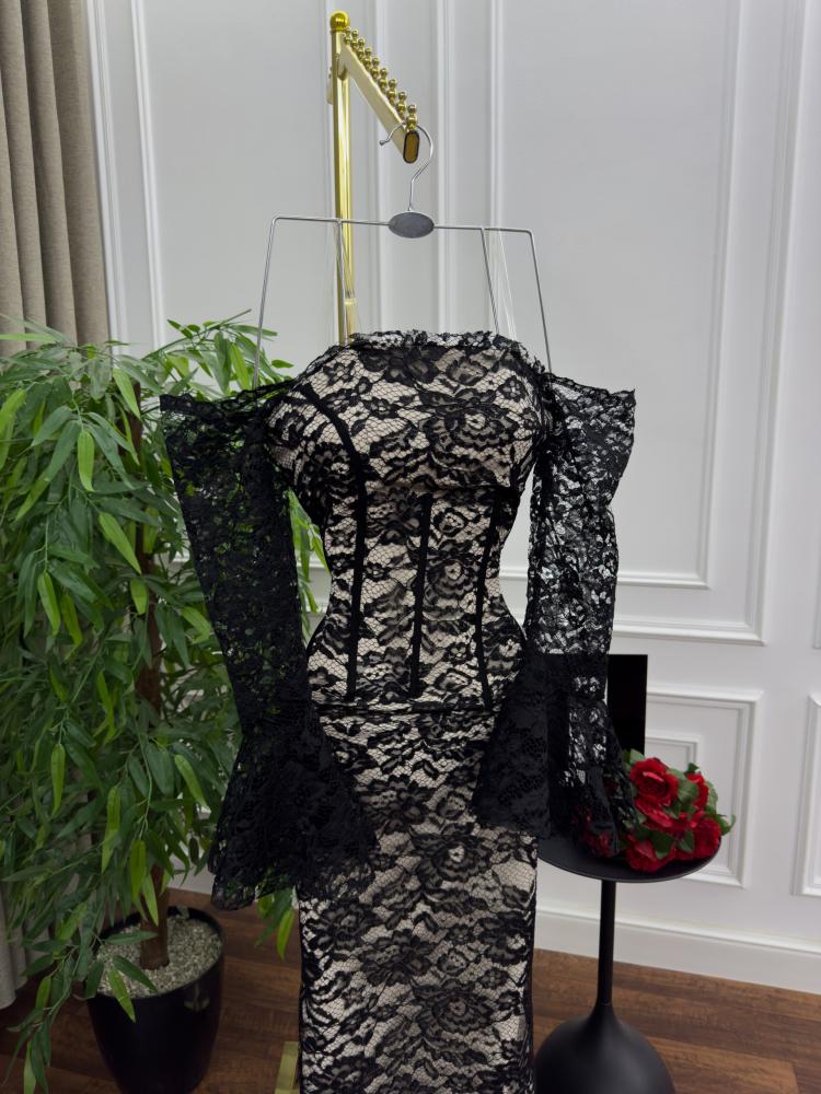 فستان سهرة دانتيل فخم