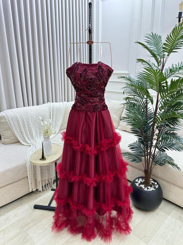 فستان سهرة تل فخم