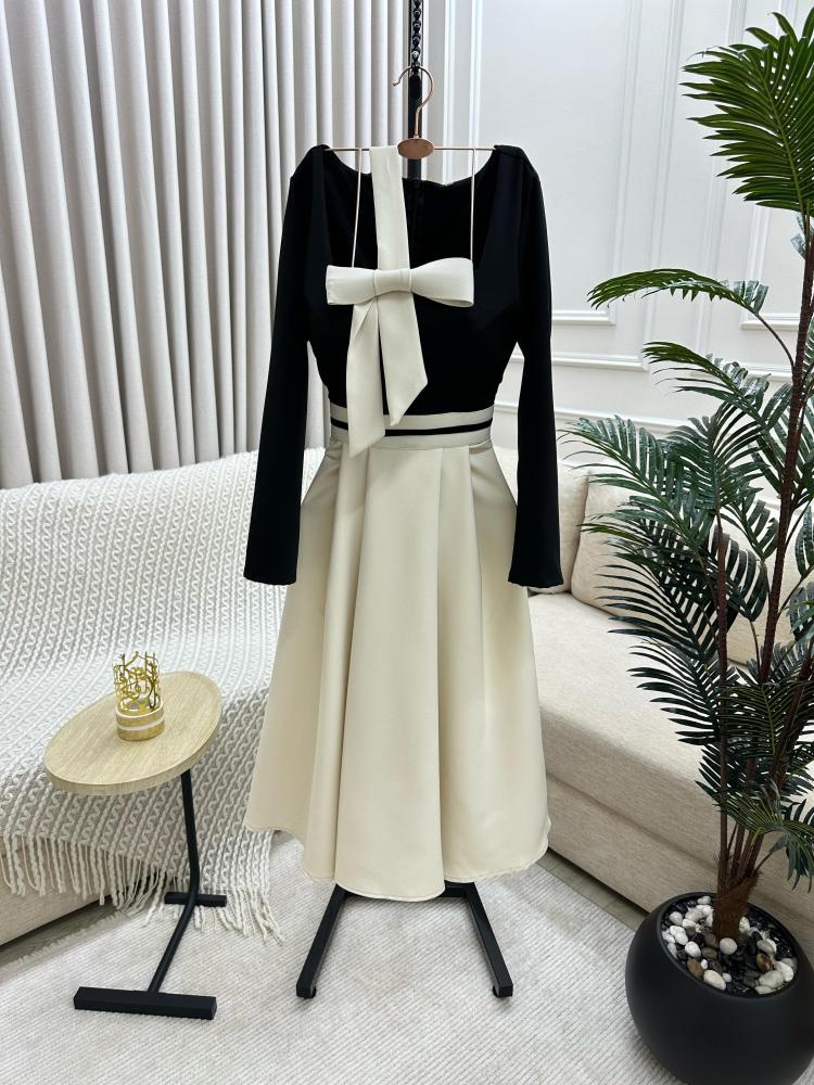 فستان كلاسيكي أنيق