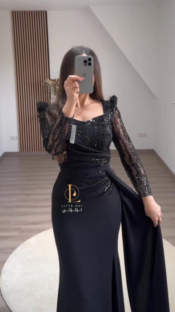 فستان سهره لون اسود والون زيتي راقي مطرز