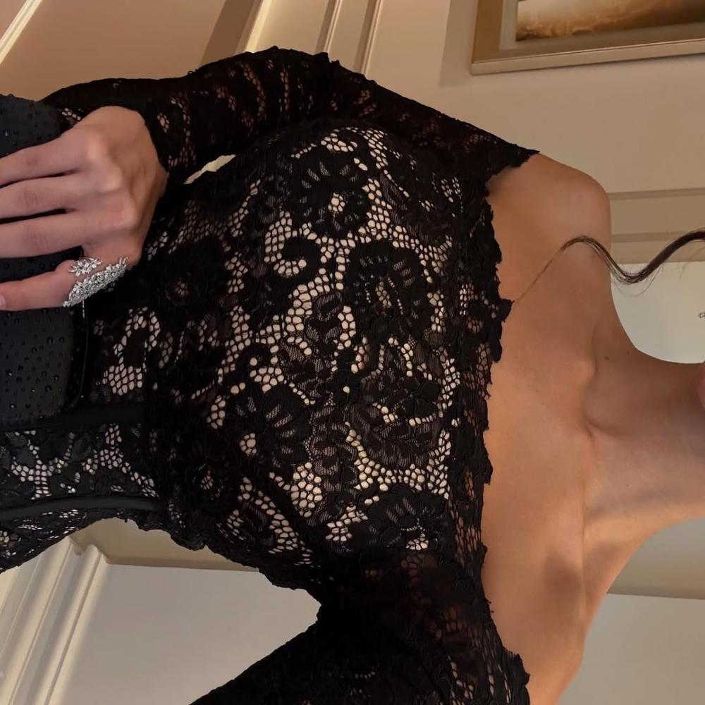 فستان سهرة دانتيل فخم